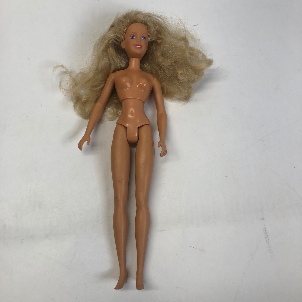 Vintage 1987 Hasbro Barbie Doll‎ Blonde Hair Blue Eyes Collectible Toy